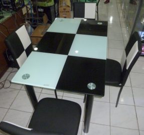 Dewfoam 4-Seater Dining Table LDT 133