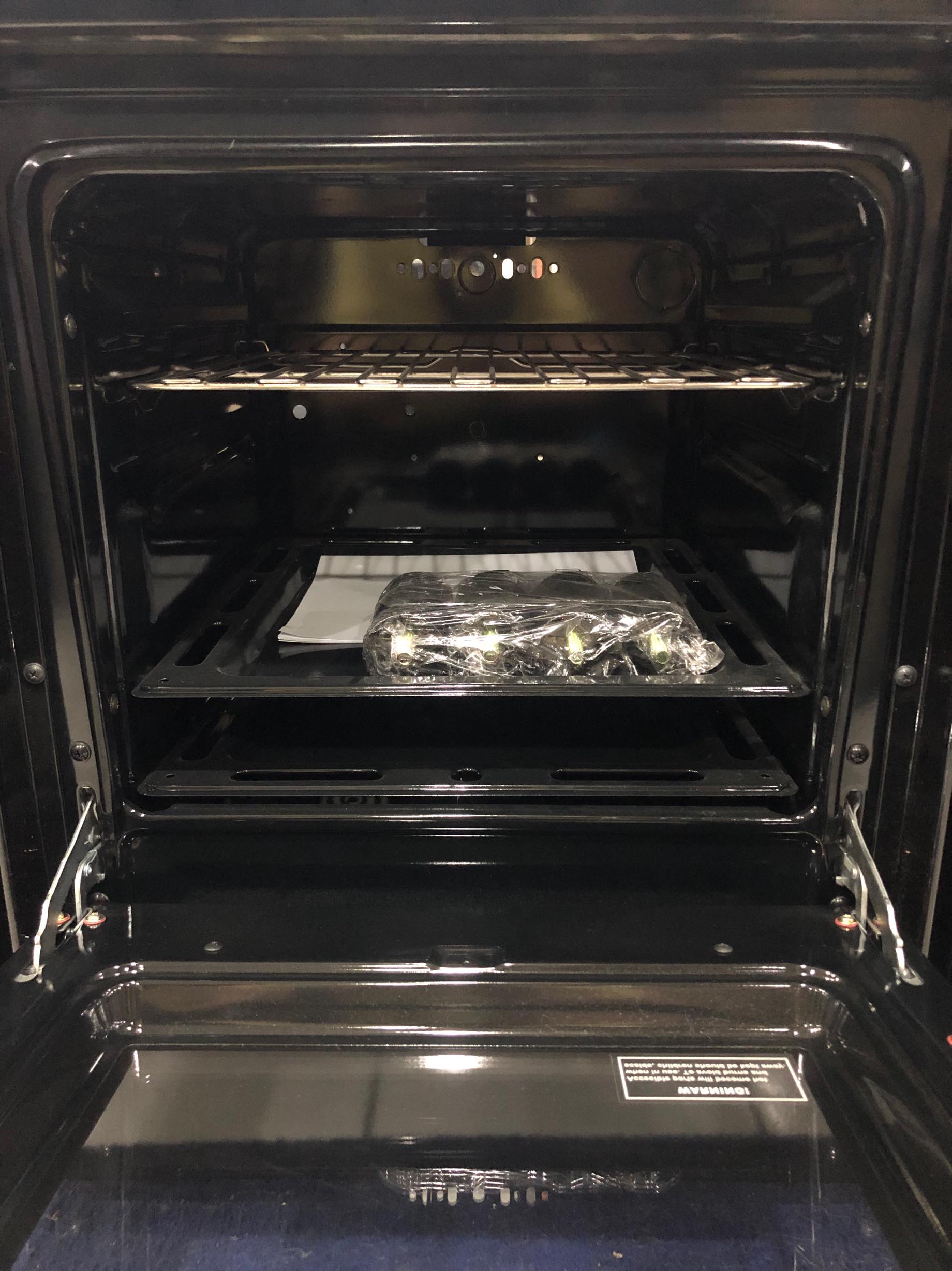 La Germania Gas Range (2 gas + 1 electric + gas oven - Image 4